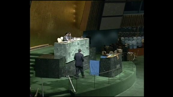 65th Plenary Meeting of General Assembly: 50th Session - Part 2