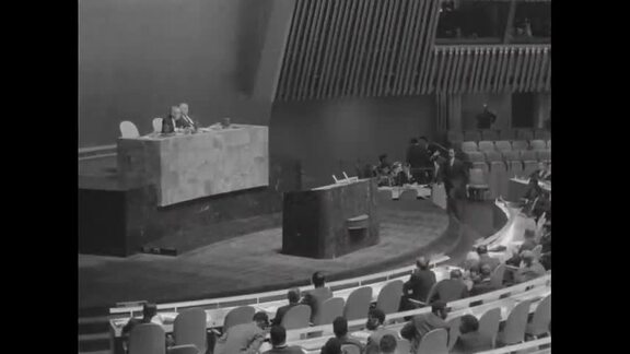 870th Plenary Meeting of General Assembly: 15th Session - Part 1