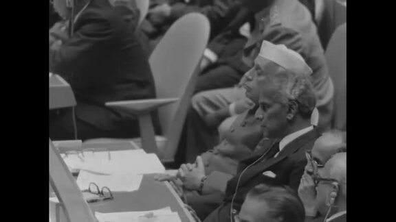 880th Plenary Meeting of General Assembly: 15th Session - Part 4