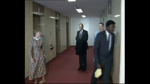UN Secretary-General Meets with Robin Higgins