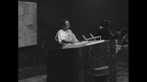 869th Plenary Meeting of General Assembly: 15th Session - Part 3
