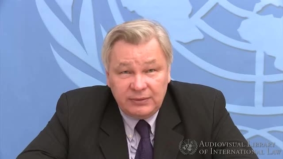 Анатолий Яковлевич Капустин - В поисках системного понимания международного права: взгляд из России