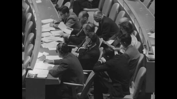 562nd Plenary Meeting of General Assembly: First Emergency Special Session - Part 1