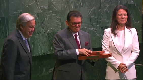 General Assembly: 116th plenary meeting, 80th session