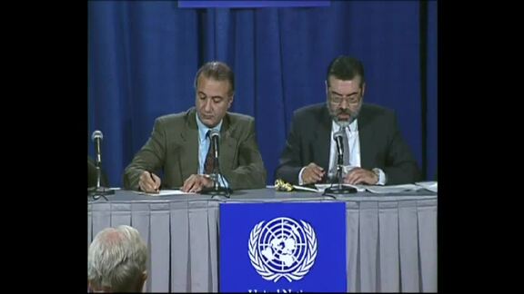 Representative of UNCTAD Takes Questions from Press