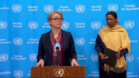 Yvette Cooper (United Kingdom/SC President) &amp;amp; Hala Al-Karib (SIHA) on Sudan - Security Council Media Stakeout