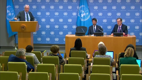 David Nanopoulos (Chief of the Treaty Section) and Vladimir Jares (Director of the Division for Ocean Affairs and the Law of the Sea, Office of Legal Affairs of the United Nations Secretariat) on the annual Treaty Event - Press Conference