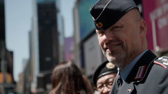 Celebrating peacekeeping heroes in Times Square
