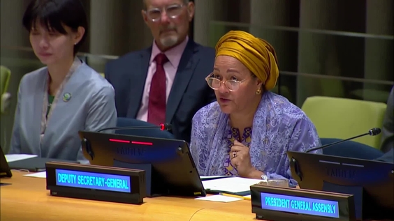 Amina J. Mohammed (Vicesecretaria General) en la audiencia interactiva de múltiples partes interesadas como parte del proceso preparatorio de la reunión de alto nivel sobre la resistencia a los antimicrobianos, Asamblea General, 78° período de sesiones
