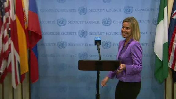 EU High Representative Speaks to Press on P5+1 Meeting with Iran
