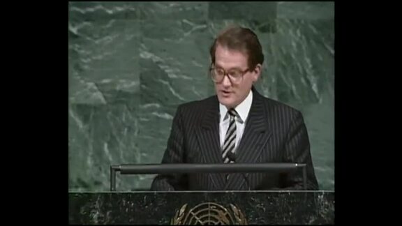 52nd Plenary Meeting of General Assembly: 47th Session - Part 2