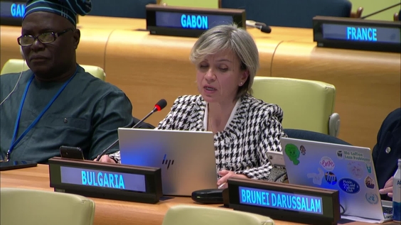 Ит стиліндегі әйелдер