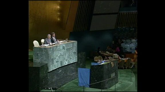 31st Plenary Meeting of General Assembly: 50th Session - Part 1