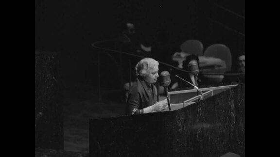 423rd Plenary Meeting of General Assembly: 7th Session - Part 3