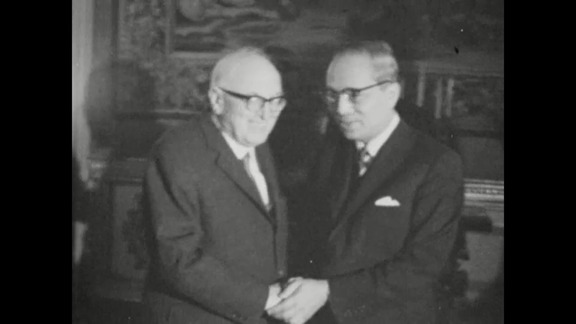 Secretary-General Visits Rome