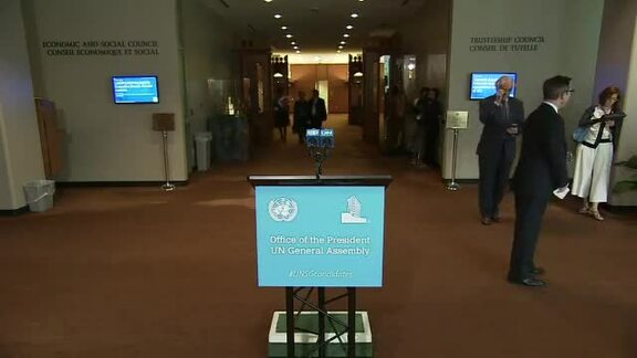 Candidate for Next UN Secretary-General Briefs Press