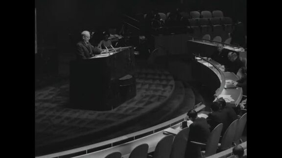 1048th, 1049th Meetings of General Assembly: 16th Session