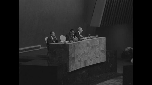 669th Plenary Meeting of General Assembly: 11th Session 