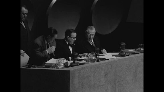 406th and 407th Plenary Meetings of General Assembly: 7th Session
