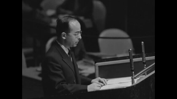 753rd, 754th Plenary Meetings of General Assembly: 13th Session