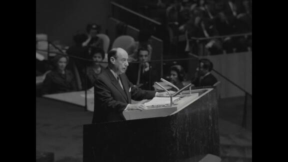 1323rd Plenary Meeting of General Assembly: 19th Session - Part 1