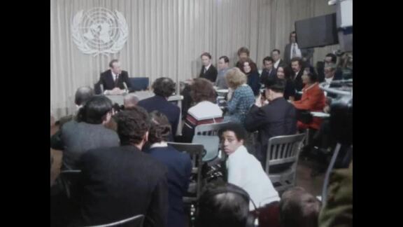 Kurt Waldheim of Austria Briefs Press