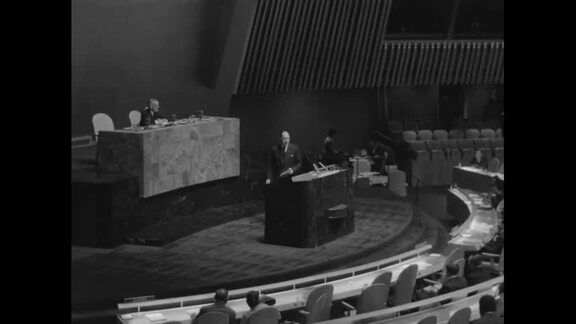 886th, 887th Plenary Meetings of General Assembly: 15th Session