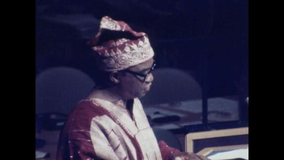 1948th, 1949th Plenary Meetings of General Assembly: 26th Session