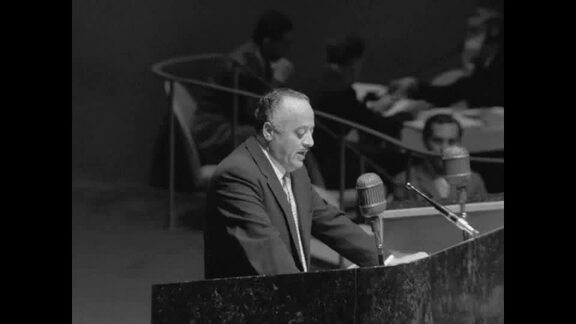 532nd Plenary Meeting of General Assembly: 10th Session