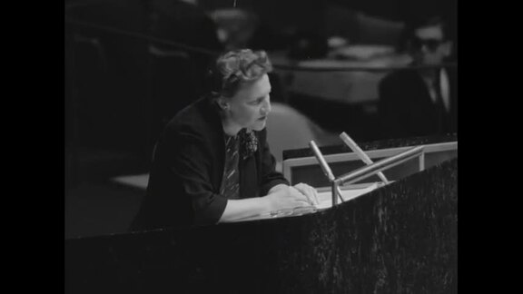 1070th Meeting of General Assembly: 16th Session