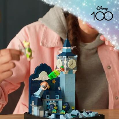 LEGO Peter Pan & Wendy's Flight over London Set 43232 LEGO Peter Pan & Wendy's Flight over London Set 43232