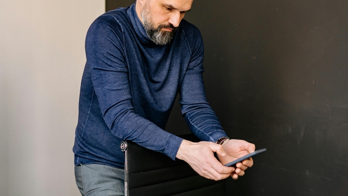 Midtvejs i karrieren? Stop op og giv din karriere et servicetjek