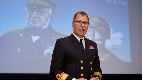 Thumbnail for Fra kommando til transformation – ledelse med etik, værdier og retning i Søværnet