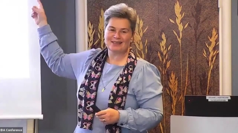 Thumbnail for Gravid hos Lundbeck Lumsås