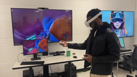 Thumbnail for entry Genetics Students use Nano VR 