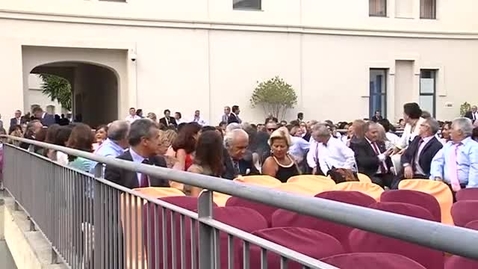 Miniatura para ACTO DE GRADUACIÓN DEL GRADO DE DERECHO 2010-2014