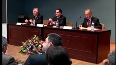 Miniatura para ENTREGA DEL RECONOCIMIENTO EUROPEO DE EXCELENCIA EFQM A LA E.U. DE ARQUITECTURA TÉCNICA