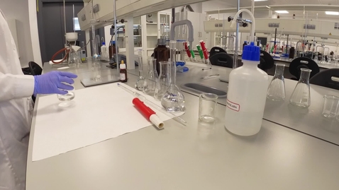 Miniatura para OPERACIONES BÁSICAS EN UN LABORATORIO DE QUÍMICA ANALÍTICA: VOLUMETRÍA