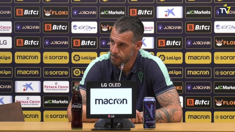 Miniatura para Álvaro Negredo: &quot;Esta victoria es muy importante para nosotros&quot;