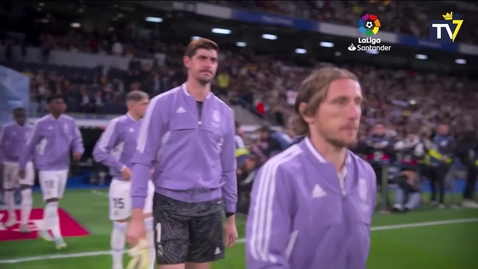 Miniatura para Resumen del Real Madrid 2-1 Cádiz