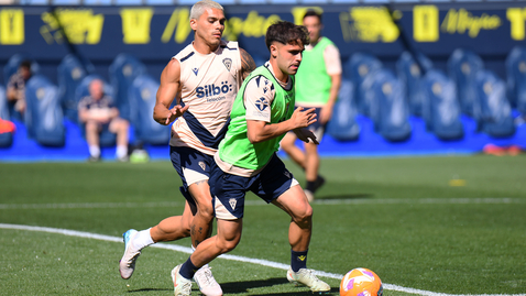Miniatura para El estadio acogió la sesión del jueves