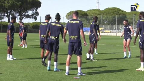 Miniatura para Primer día de la semana finalizado con el entrenamiento vespertino (11-07-22)