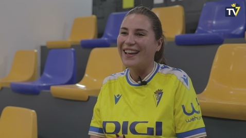 Miniatura para Laura Gallego: &quot;Estoy muy vinculada al Cádiz CF&quot;