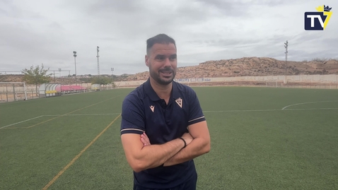 Miniatura para Javi Navarro: &quot;A partir del gol de ellas hemos bajado mucho el ritmo y la intensidad&quot; (27/10/2024)