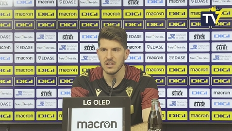 Miniatura para Iván Pernía: &quot;Los equipos de filial tienen jugadoras con muchísima calidad&quot; (12/04/2024)