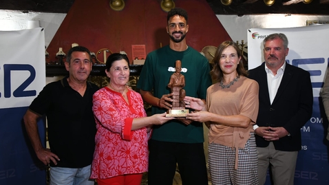 Miniatura para Chris Ramos galardonado con el Premio Manuel Jiménez de Radio Cádiz