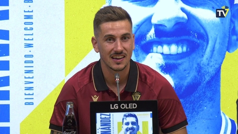 Miniatura para Javi Hernández fue presentado como jugador cadista (13-07-23)