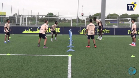Miniatura para Weekly challenge: Foot-Tennis!