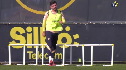 Miniatura para El equipo continúa preparando el partido del próximo domingo