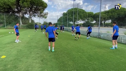 Miniatura para El Cádiz B se prepara para su partido ante el CF Villanovense 